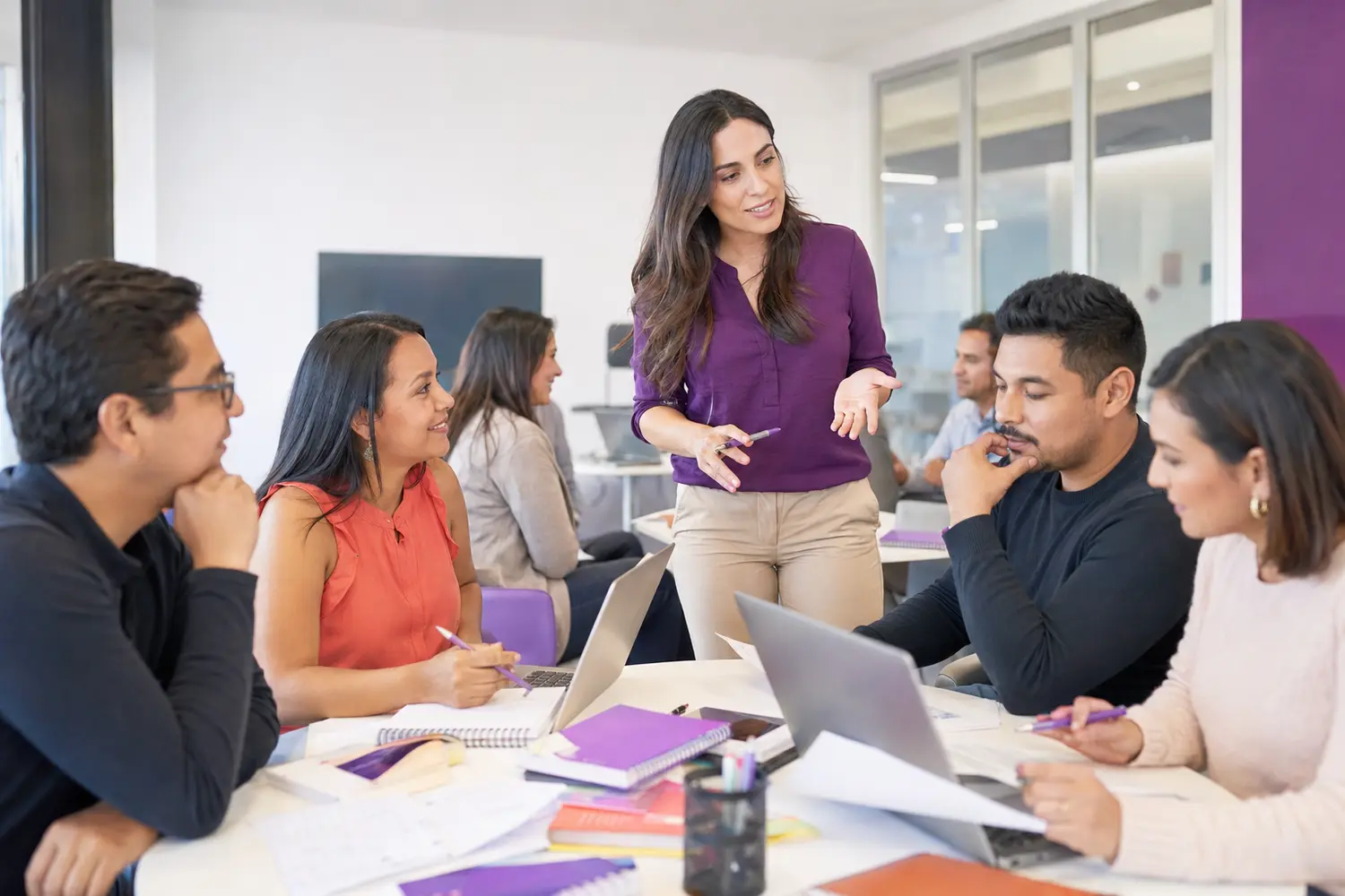 Capacitación empresarial multilingüe